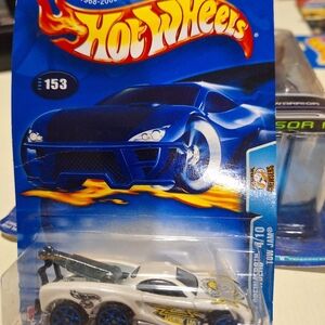 Hot Wheels 2003 Collector Work Crewsers Series 153 4/10 Diecast Car Tow Jam
